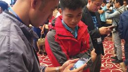 Điện thoại thương hiệu Việt: Vẫn đầy tham vọng 