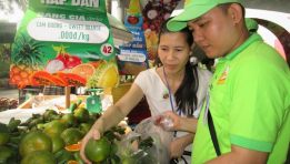 'Vua chuối' than khó đưa hàng vào siêu thị Việt 