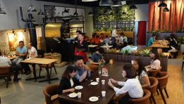 Trung Nguyên International mở quán cà phê King Coffee đầu tiên tại TP.HCM